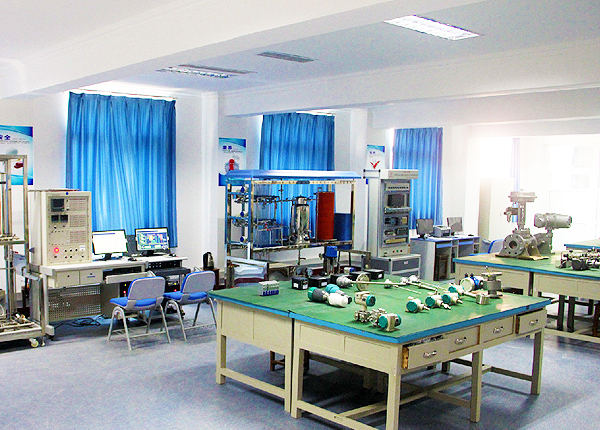四川仪表工业学校