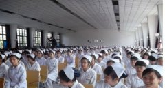 四川省成都卫生学校2019年招生计划和收费标准是怎样的