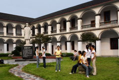 湖南幼儿师范高等专科学校招生老师QQ及电话