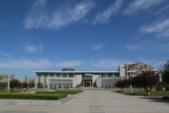 山东女子学院教育学院地址在哪里？