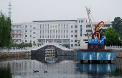 武汉市新洲高级职业中学招生专业、收费标注