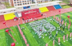 临夏州民族学校2021年报名一年多少学费