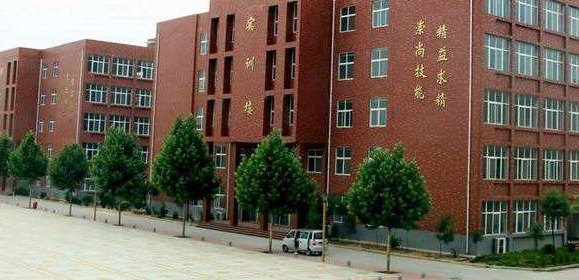 山东泰安卫生学校录取分数线是好多？