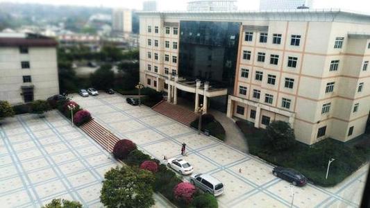 成都医学院附属护士学校怎么样?