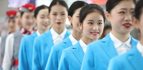 成都航空学校学费多少钱 成都航空学校学费多少钱