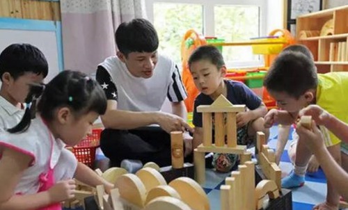 成都学幼师哪个学校好些 成都学幼师哪个学校好些