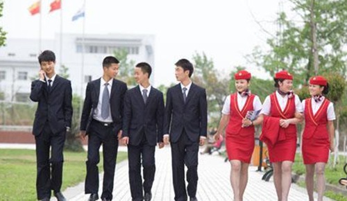 成都读航空专业有什么要求 成都读航空专业有什么要求