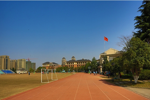 职高4.jpg 职高4.jpg