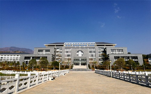 2023年上海市戏剧学院附属戏曲学校有哪些专业