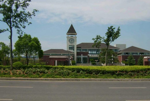 鄂州职业大学医学院图片