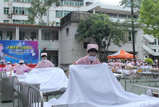 广东省连州卫生学校图片