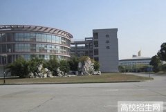 呼伦贝尔学院