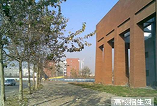 沈阳科技学院