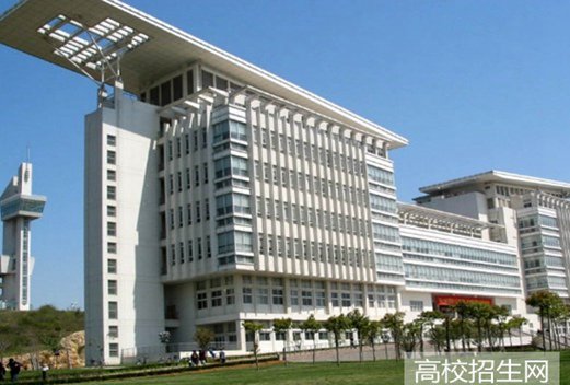 广西民族大学相思湖学院图片