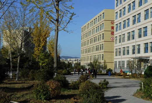 朝阳师范高等专科学校图片