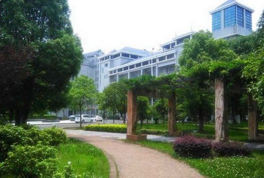 岳阳职业技术学院