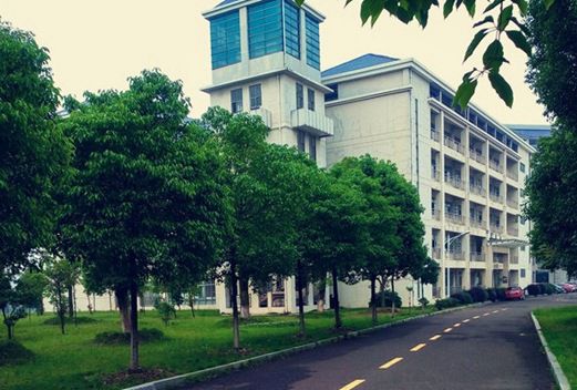 岳阳职业技术学院图片