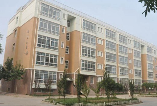 湖北医药学院
