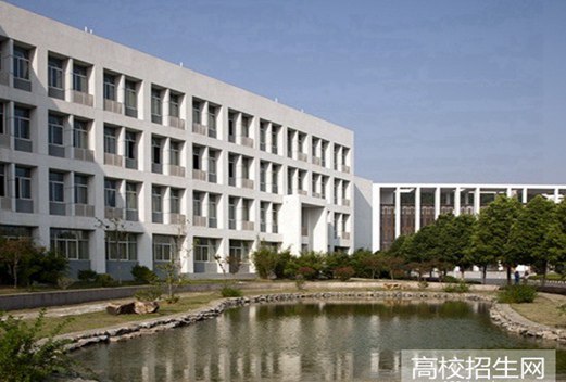 四川省江安县职业技术学校图片