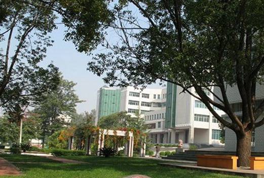 西安市卫生学校图片