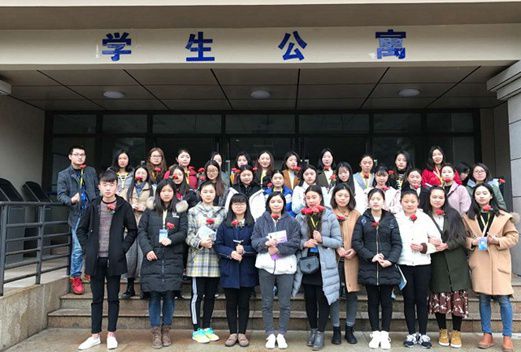重庆护理职业学院图片