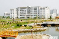 内蒙古科技大学包头师范学院
