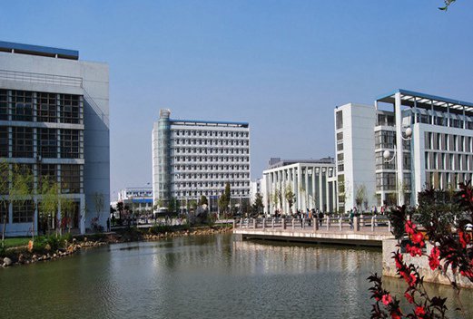 扬州职业大学医学院图片