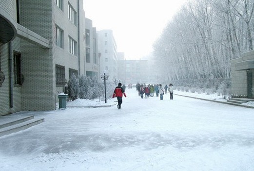 吉林工程技术师范学院图片