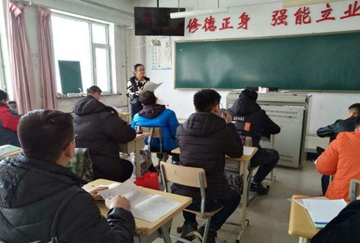 襄樊市机电工程学校图片