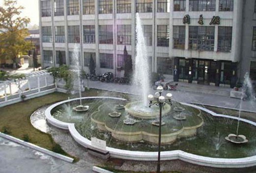 扬州大学