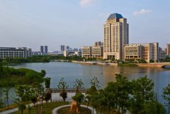 江南大学药学院