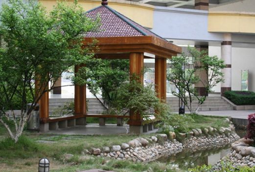 青海民族大学