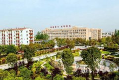 黄冈职业技术学院