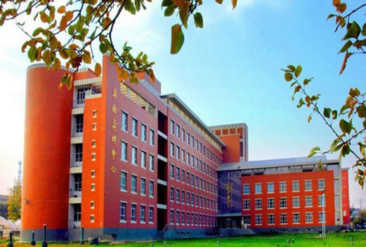 新疆医科大学