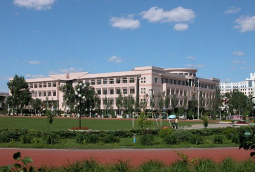 黑龙江大学图片