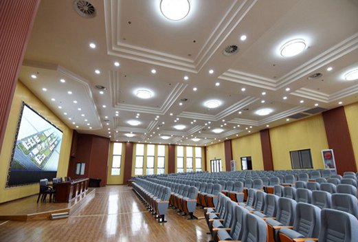 襄阳技师学院