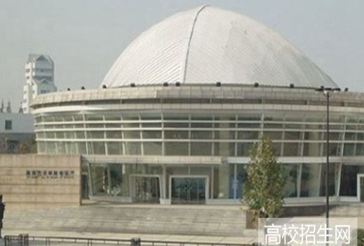 广西中医药大学赛恩斯新医药学院图片
