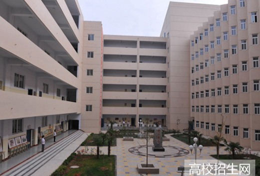 毕节幼儿师范高等专科学校图片