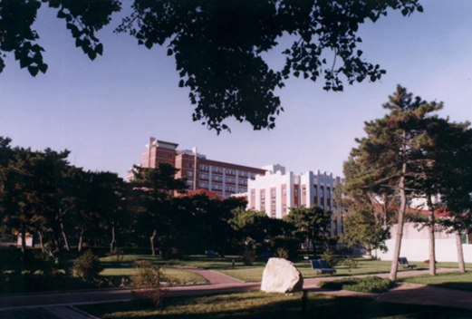 沈阳药科大学图片
