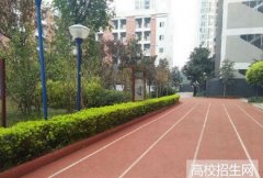 达州汽修学校