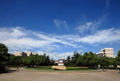 嘉兴学院