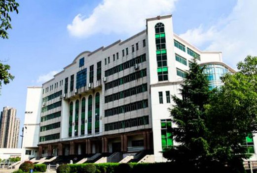 武汉船舶职业技术学院图片
