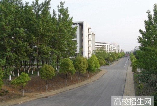 贵州民族大学图片