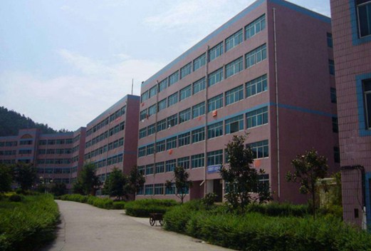 贵州大学药学院