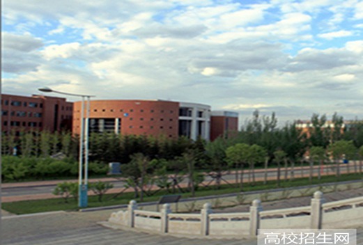 沈阳工业大学图片