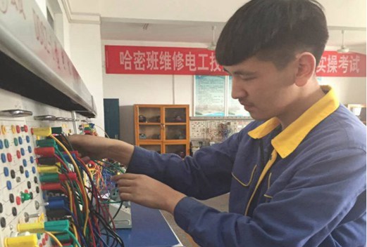 哈密职业技术学院图片