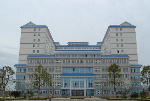 湖北长江职业学院图片