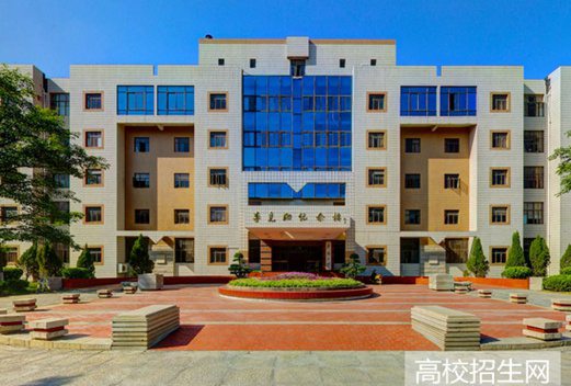 华侨大学图片