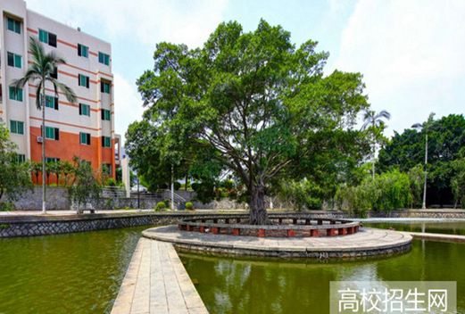 华侨大学图片