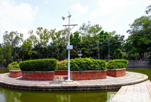 华侨大学图片